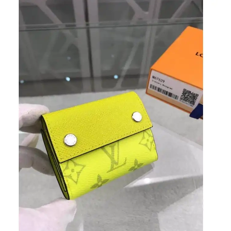 Brother Sam Yupoo Bags 19B570130 LV 0726